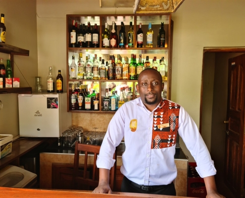 unser Barkeeper-Opfer Ankunft in Arusha, Tansania